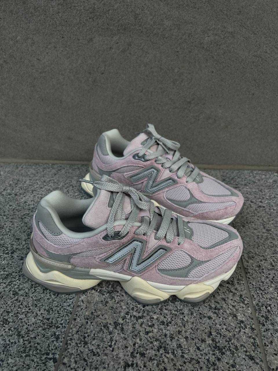 New Balance 9060 Light Pink