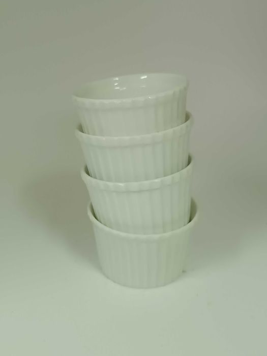 Conjunto de 4 recipientes para molhos em porcelana da Vista Alegre