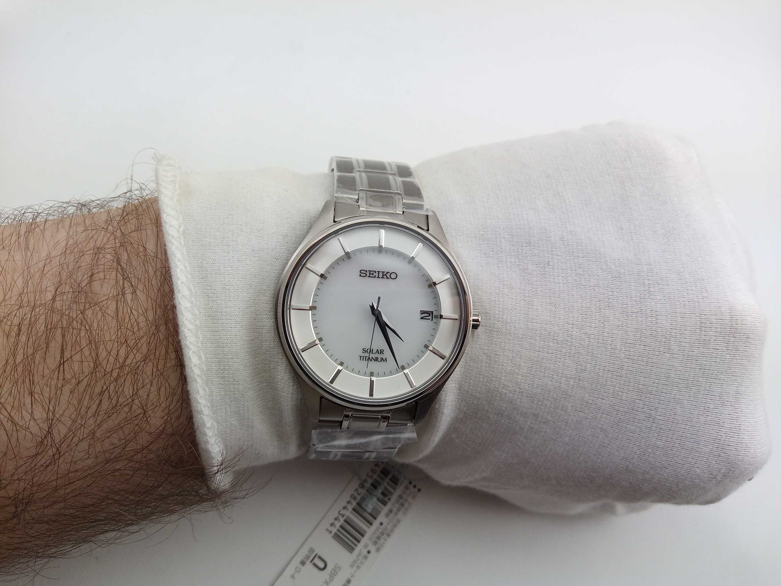 Японские мужские часы Seiko Solar SBPX101 - титан, сапфир, Japan made