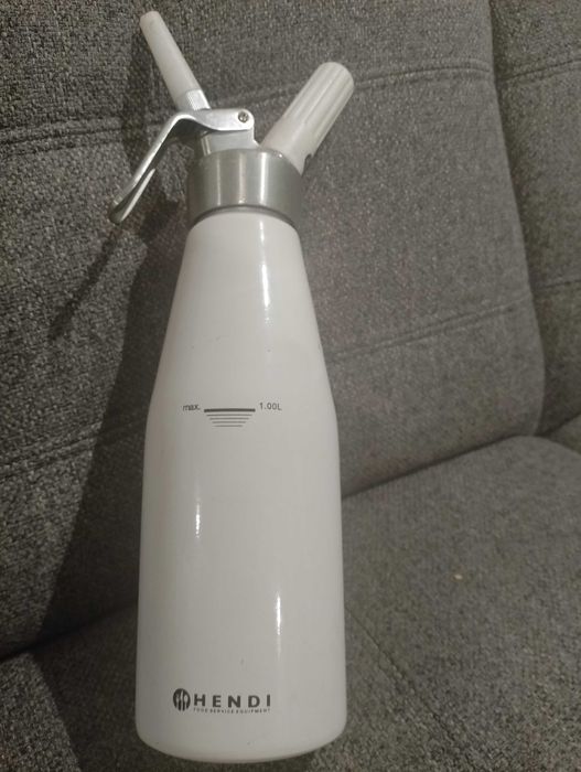 Syfon do bitej śmietany