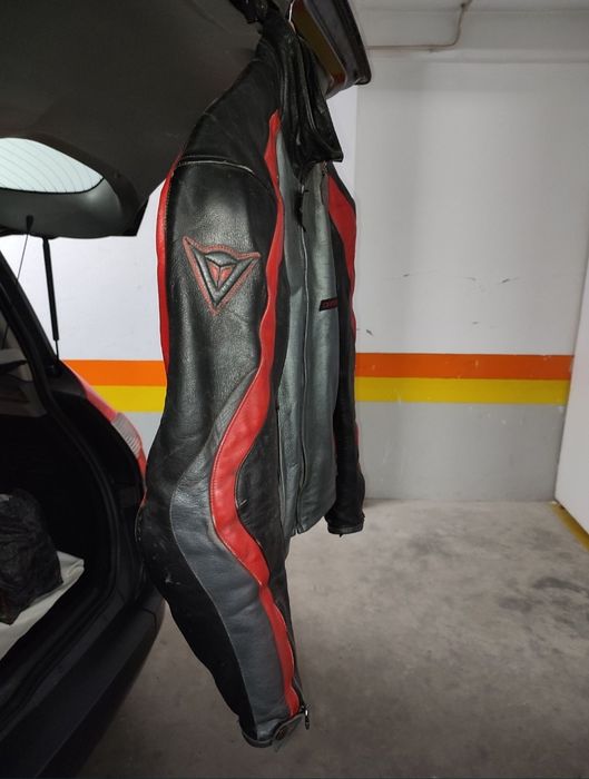 Casaco daenese em pele