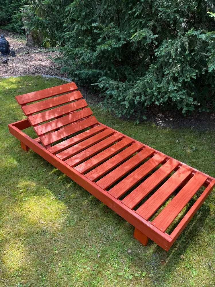 Drewniany Leżak Ogrodowy