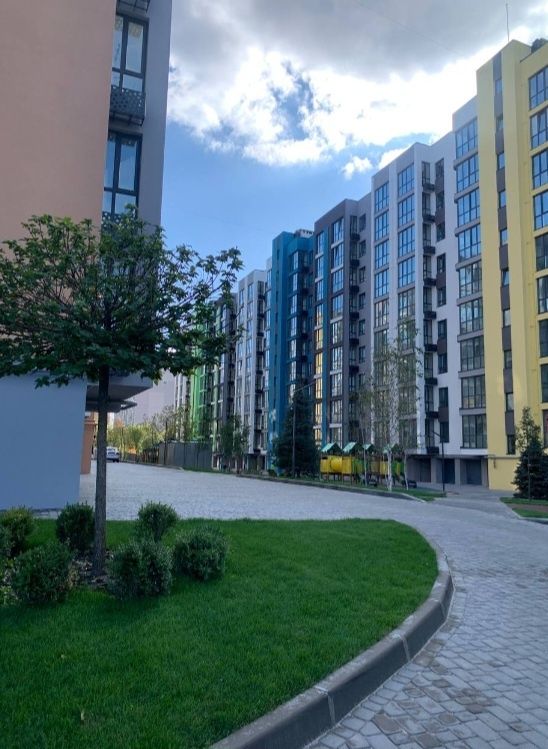 Продам 1к ЖК Счастливый