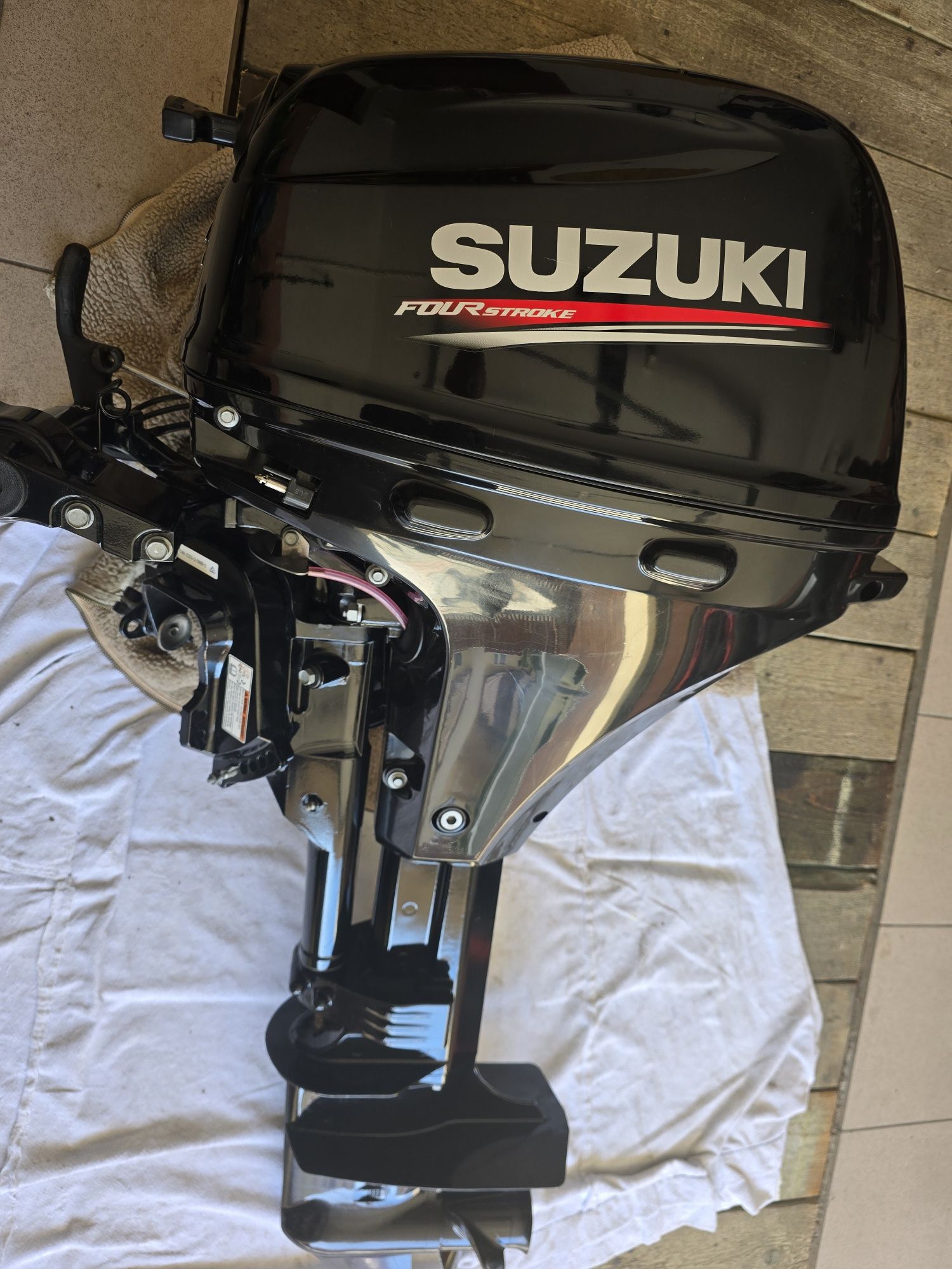 Silnik zaburtowy Suzuki 20Km DF20A