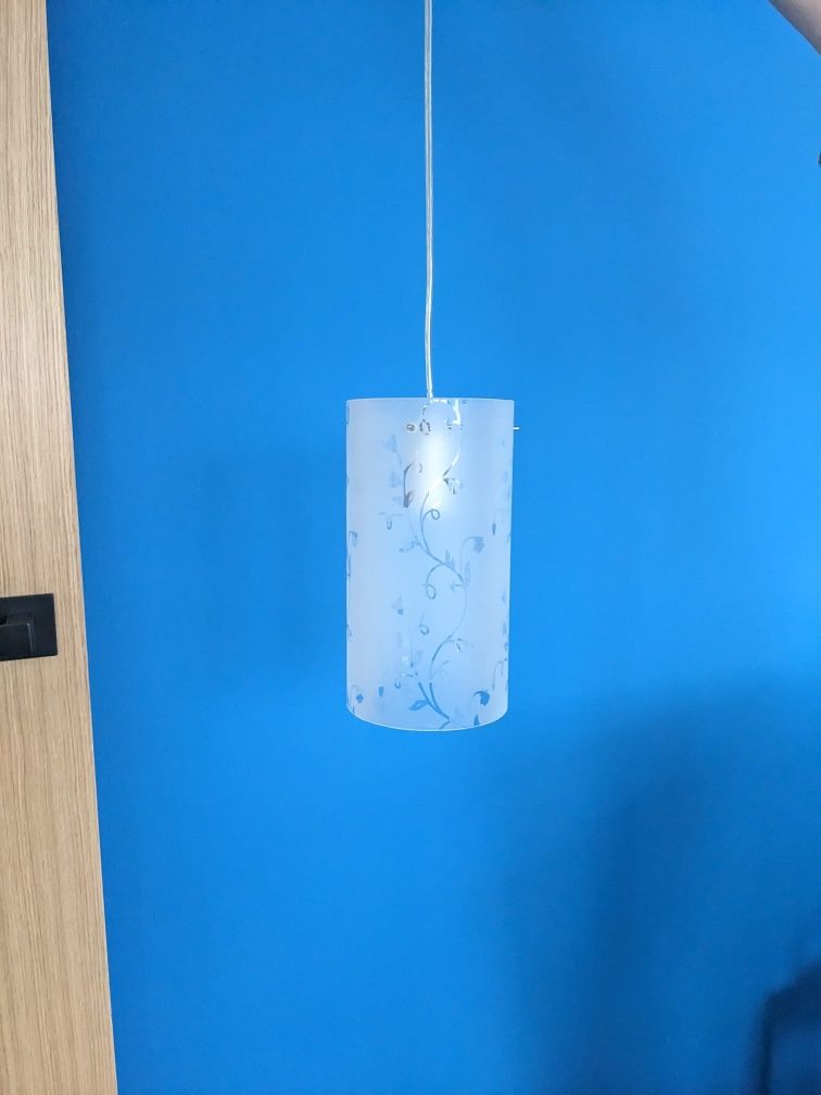 Lampa sufitowa pojedyncza