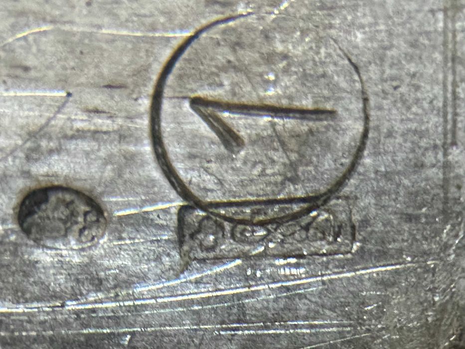 Stara srebrna puderniczka - Polska - pr. 800