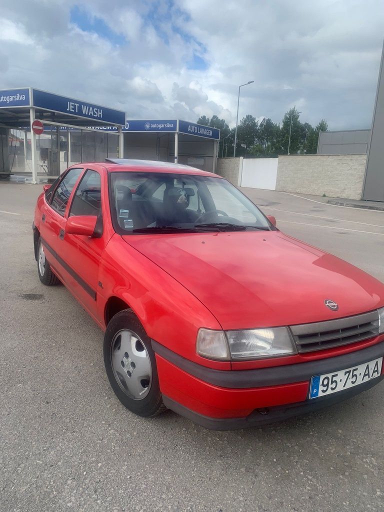 Opel Vectra a 1992