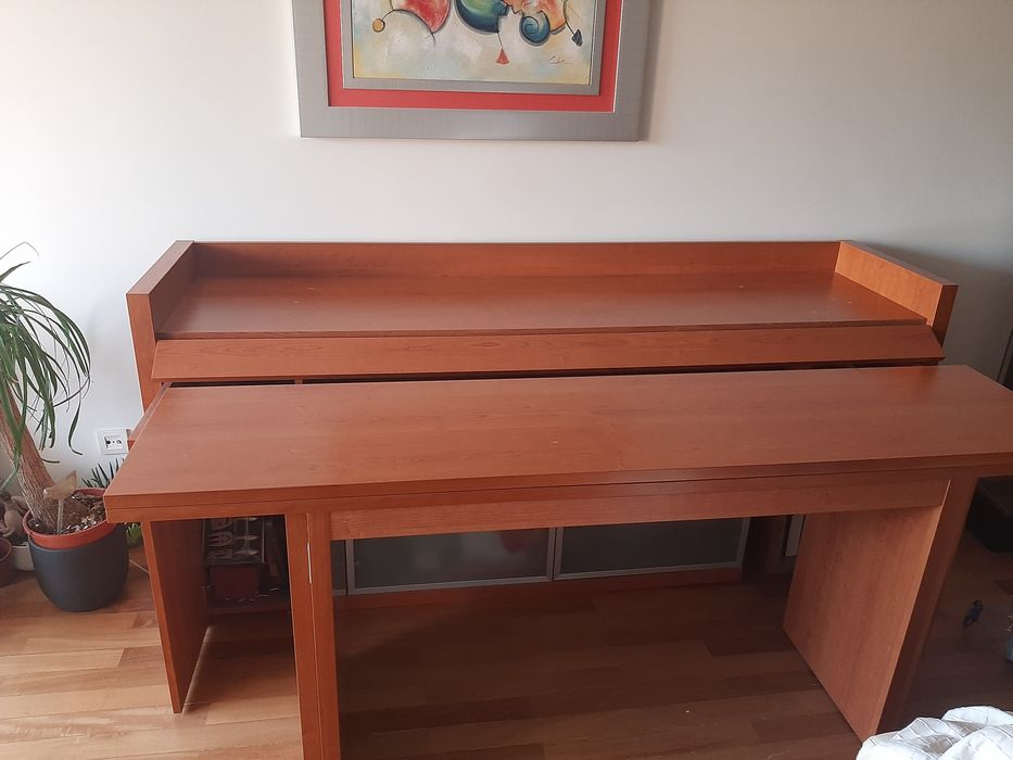 Aparador cerejeira com mesa integrada