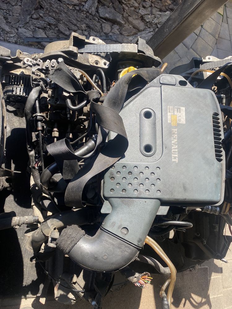 Мотор Двигун Двигатели Коробка 1.9 F80Q Renault kangoo  Рено Кенго