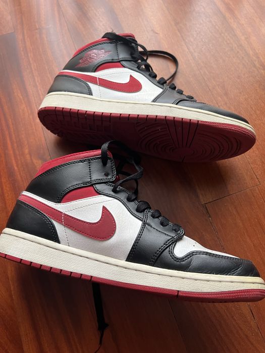 Air jordan mid 1 retro