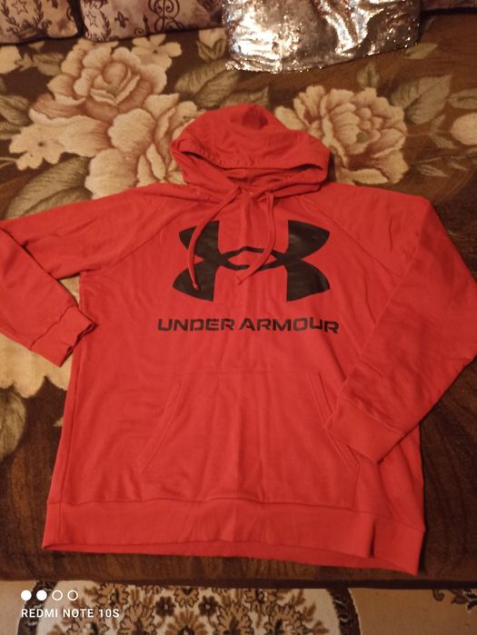 Продам спортивною кофту