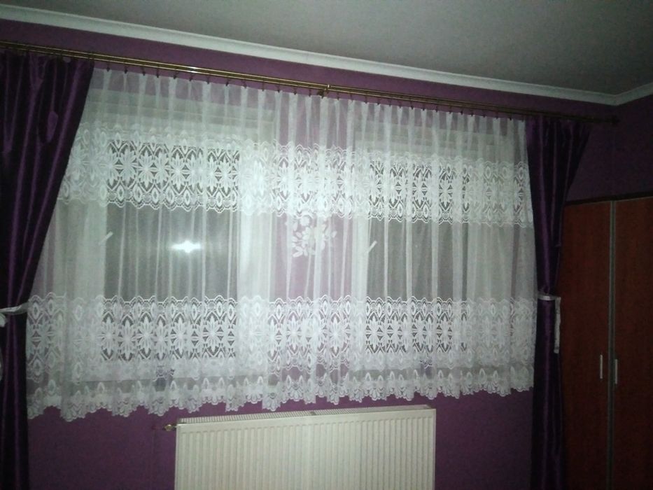 2  zaslony fioletowe