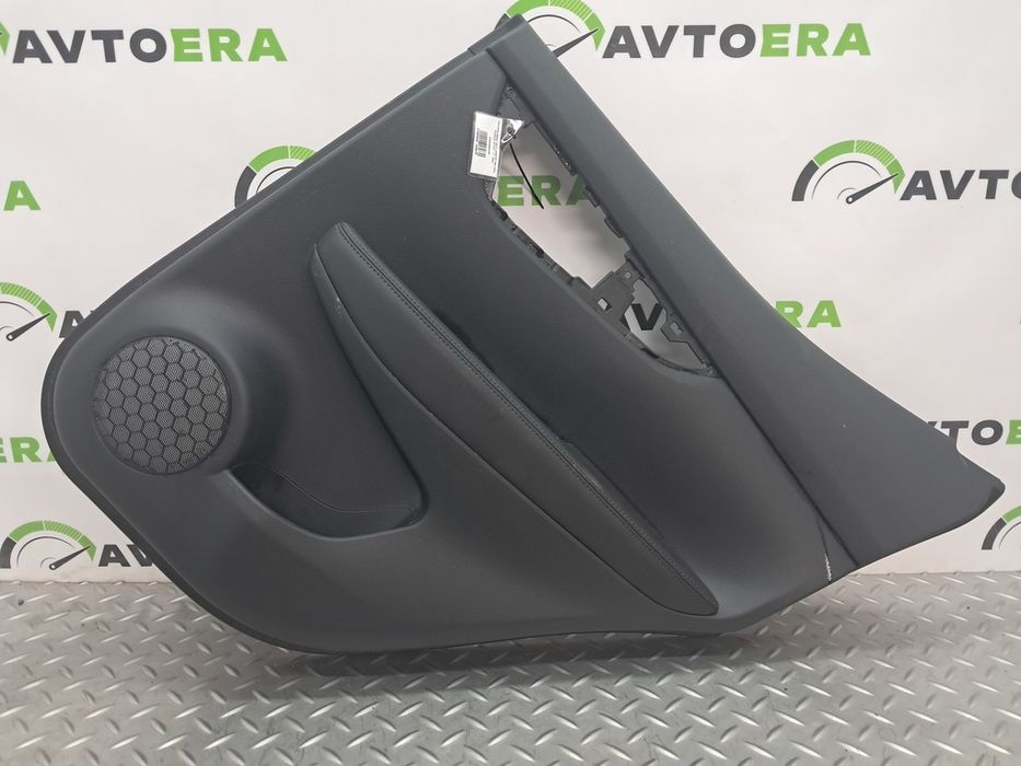 Обшивка двери карта дверная задняя правая NISSAN ROGUE Sport 17-
