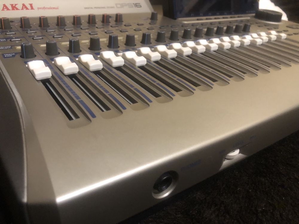 Akai DPS 16 Multitrack Recorder sampler mpc Rejestrator Wieloślad Rare