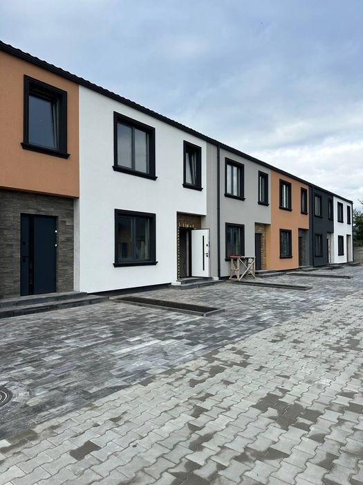 Продаж 4-к таунхаус 105 м² 67000 $ Ворзель РОЗТЕРМІНУВАННЯ