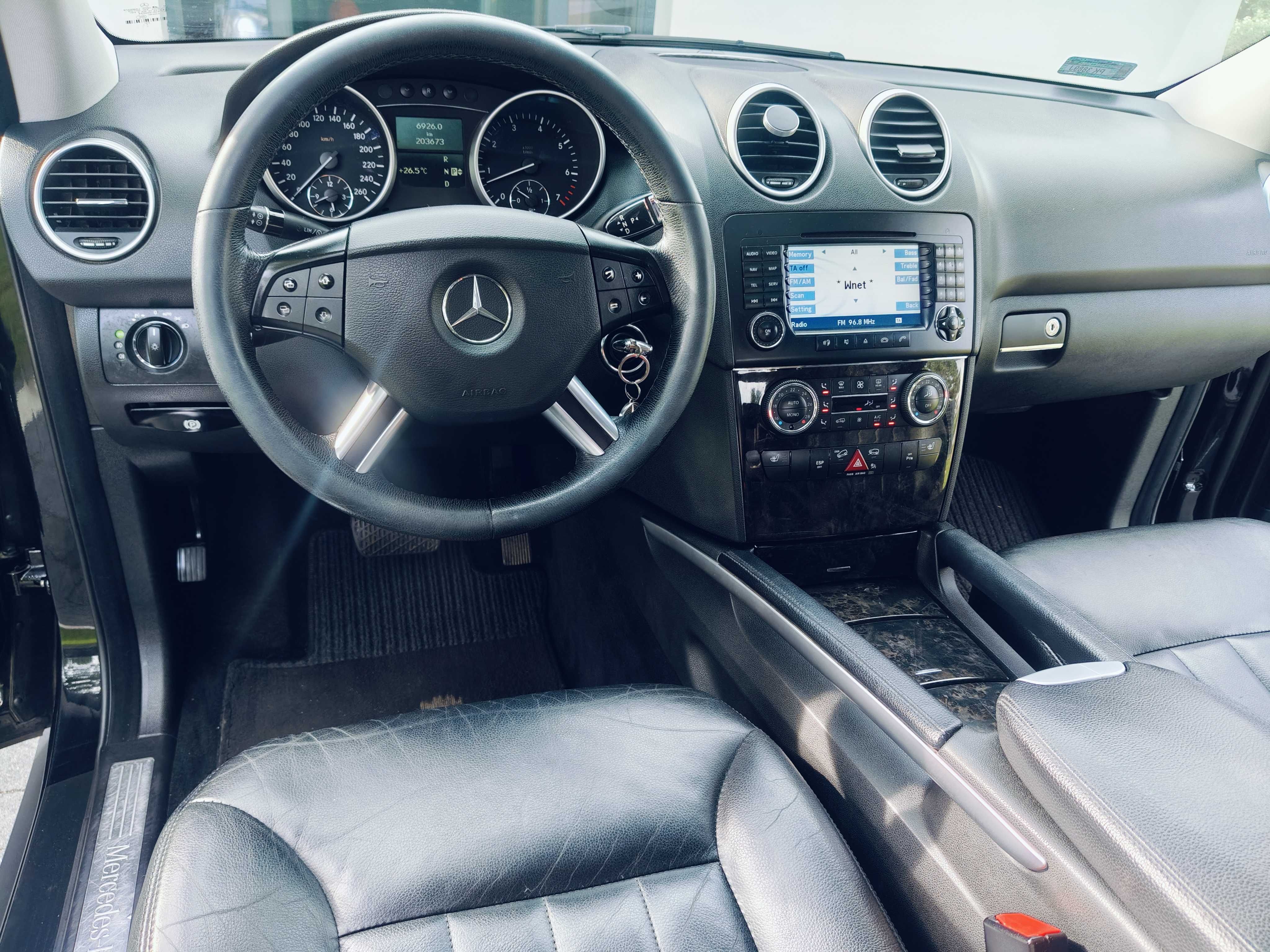 Mercedes-Benz ML 350 4MATIC  , mały przebieg , bez pneumatyki Szwajcar