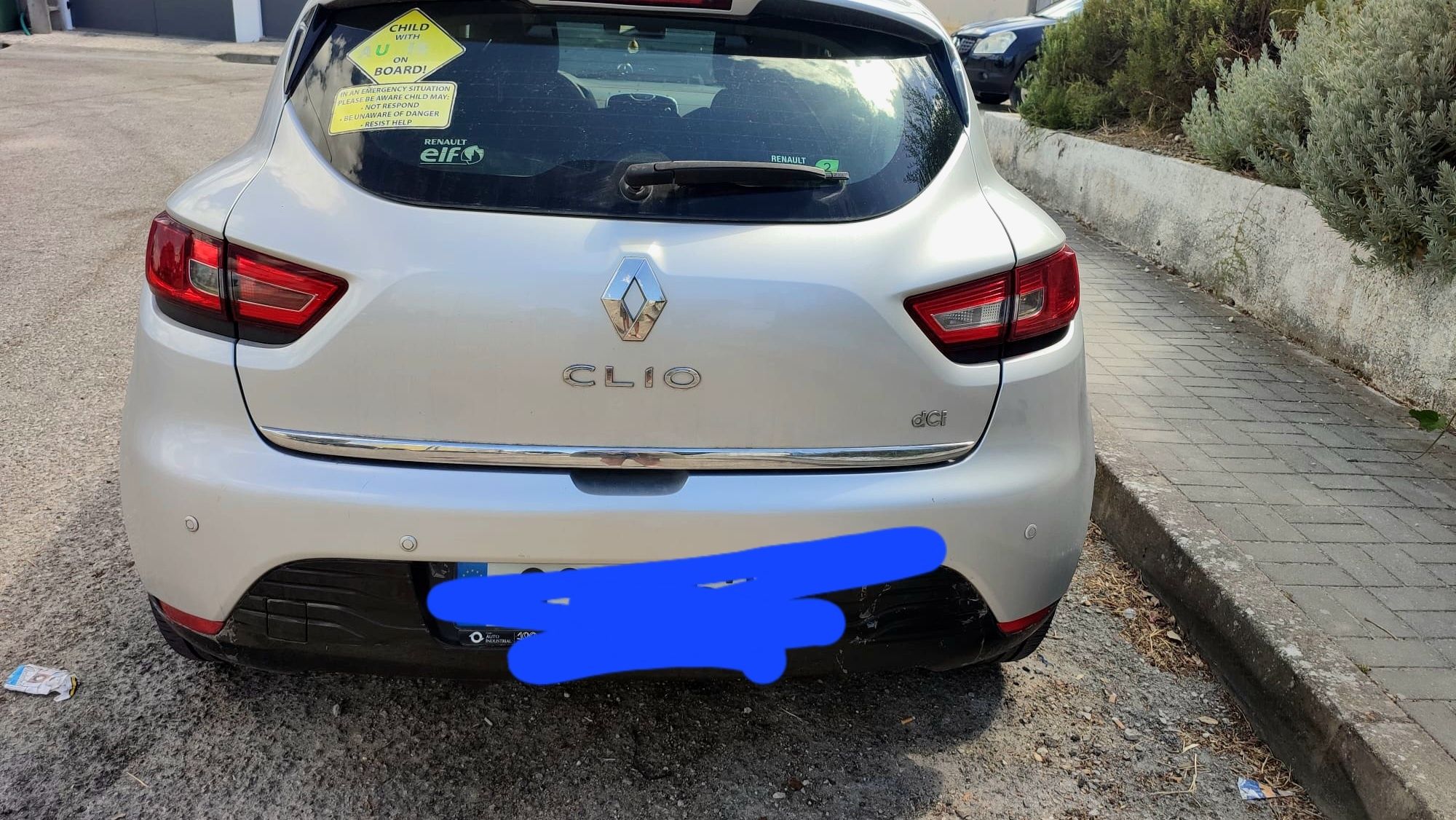 Venda renault clio 1500 dci com 132000 km