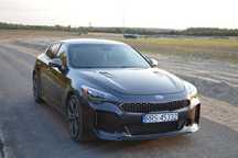 Kia Stinger Sprzedam samochód KIA Stinger GT RWD