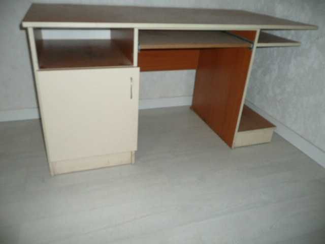 стіл компьютерний,письмовий