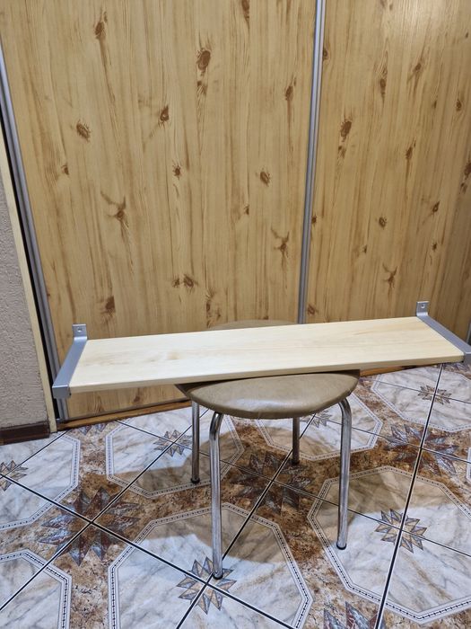 Półka wisząca sosnowa lakierowana 80x19x20