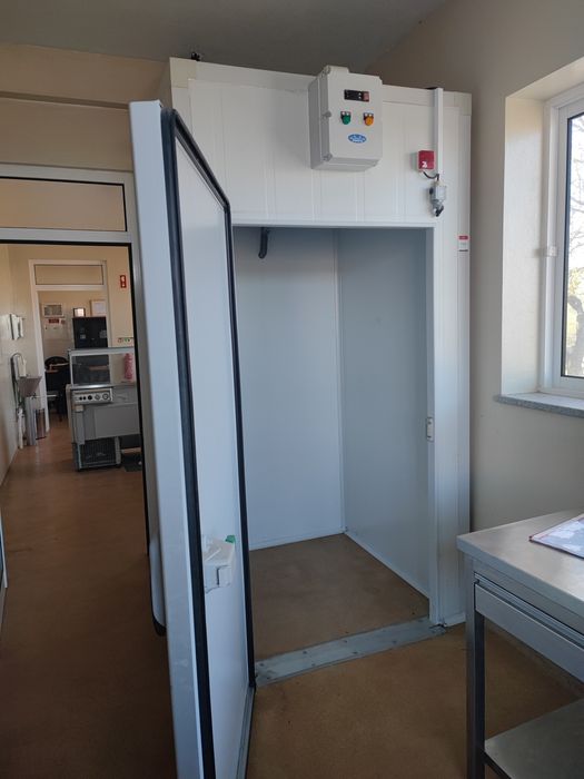 Câmaras frigoríficas Arneg