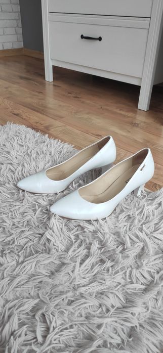Buty ślubne białe perłowe Neścior czółenka