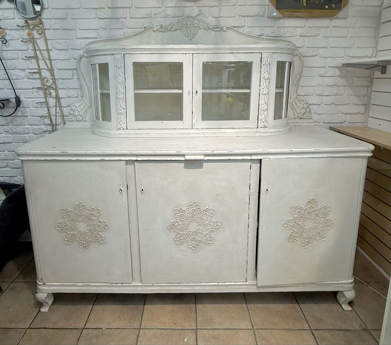 Bufet kredens bielony drewniany postarzany lite drewno