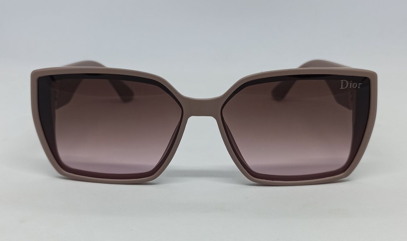 Женские брендовые очки коричнево розовый градиент в бежевой оправе