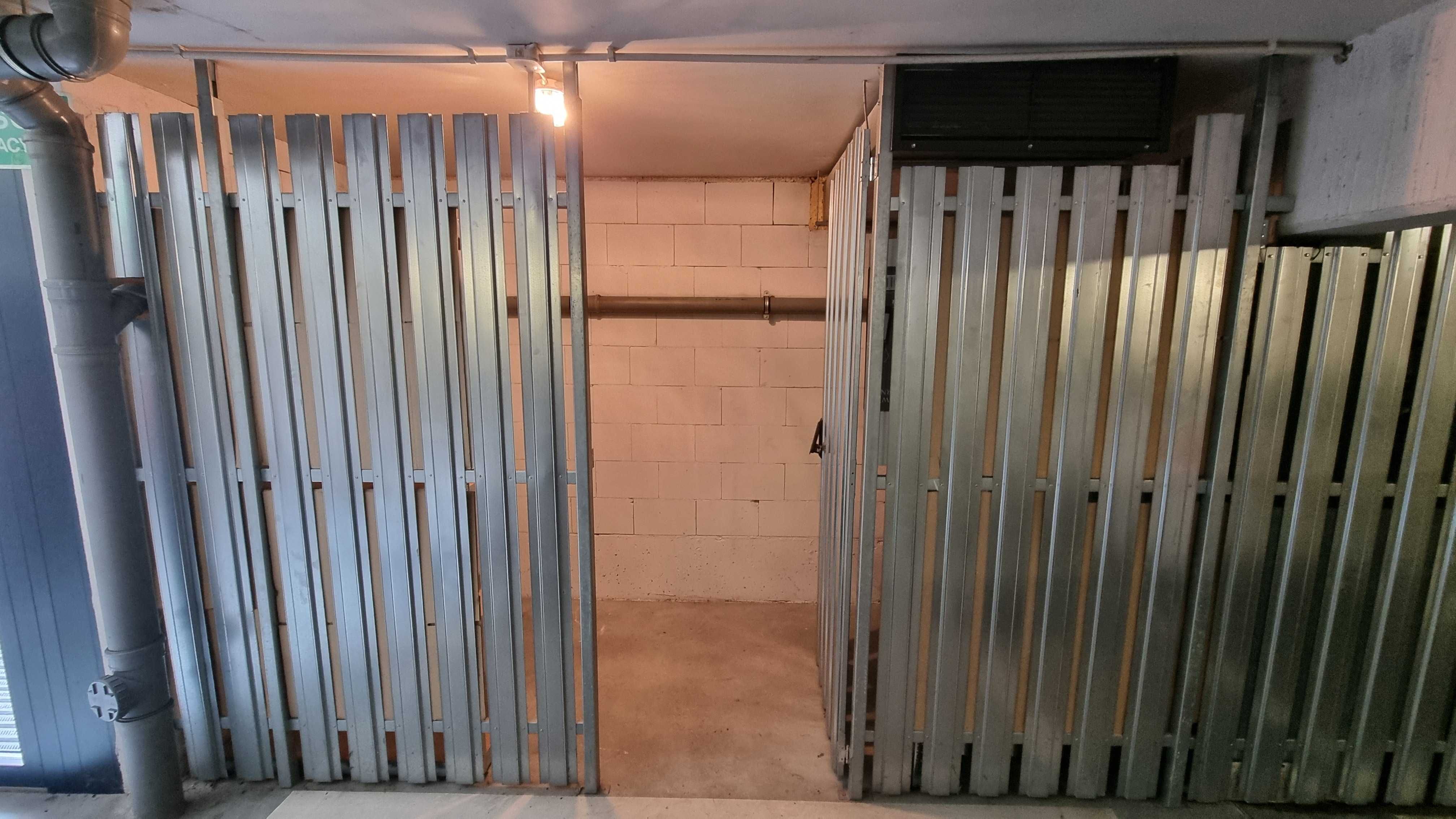 Olimpia Port duża komórka lokatorska 4,2m2 wynajem magazynek schowek