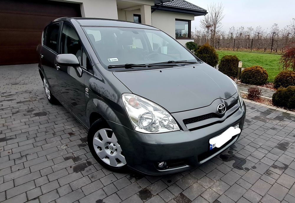 Toyota Corolla Verso 1.8i Salon Polska