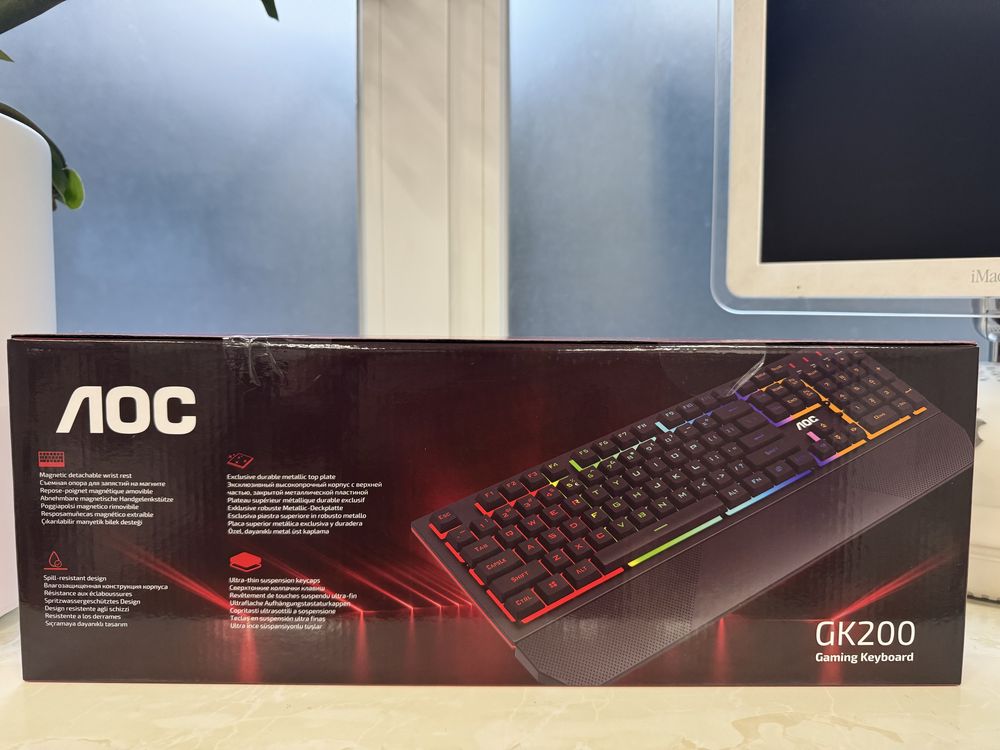 Ігрова клавіатура AOC GK200, з підсвіткою є кирилиця. Запакована нова!