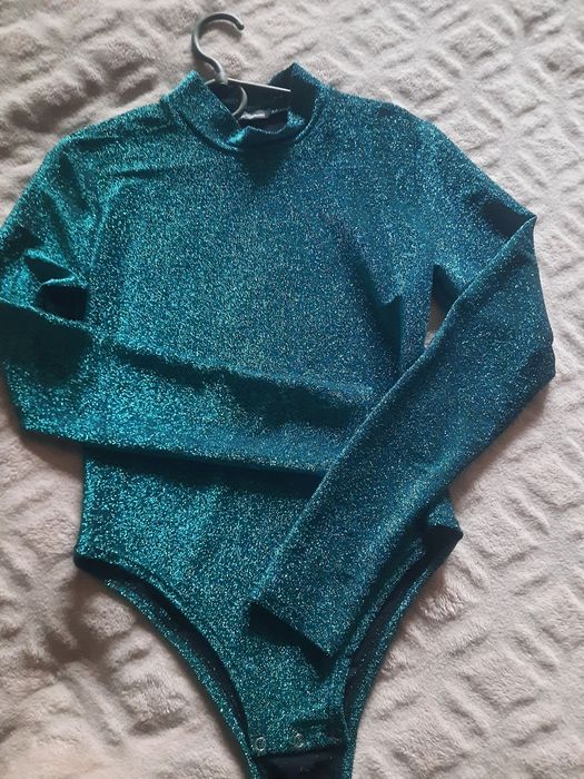 Боді смарагдового кольору