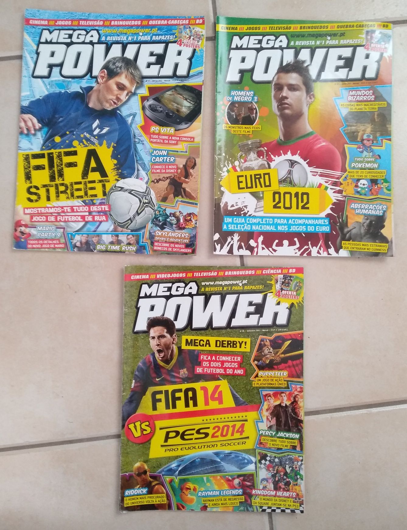 3 Revistas Mega Power com o Cristiano Ronaldo e o Messi