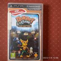 Gra PSP Ratchet and Clank size matters