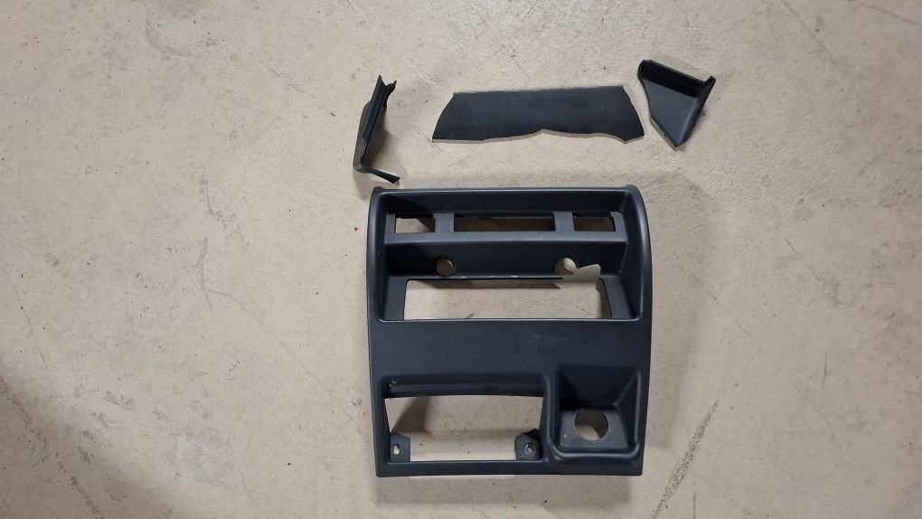 Material Nissan Terrano II