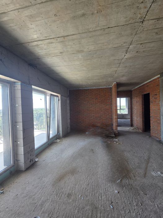 Продаж 2 кімнатної квартири з найкращим краєвидом в ЖК Централ парк.