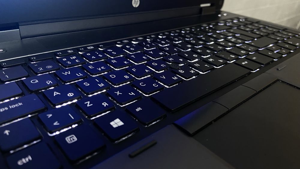 Ігровий HP ZBook 15 G2 з підсвіткою клавіатури
