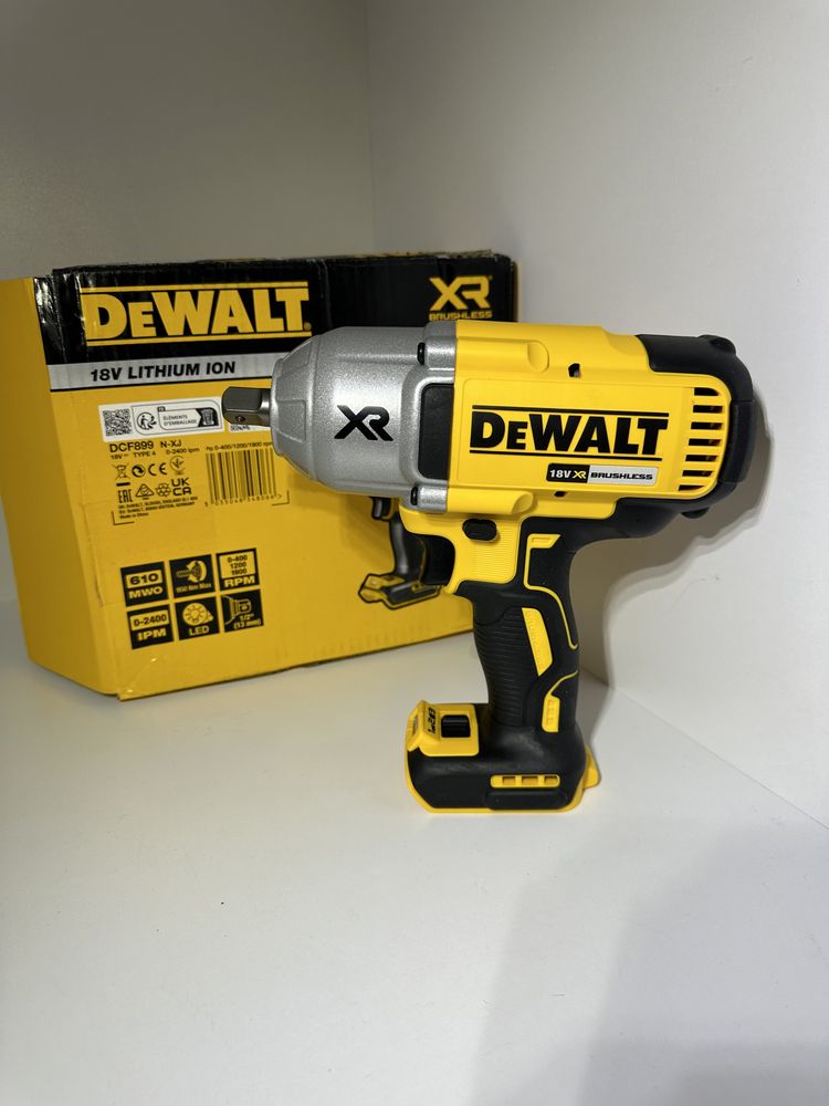 Безщітковий аккумуляторний гайковерт DeWalt DCF899  brushless