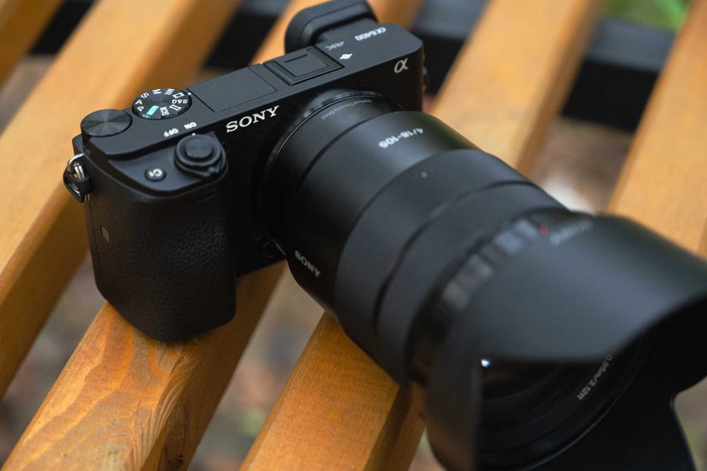 Фотокамера Sony A6400 + об’єктив Sony G 18–105mm f/4 OSS
