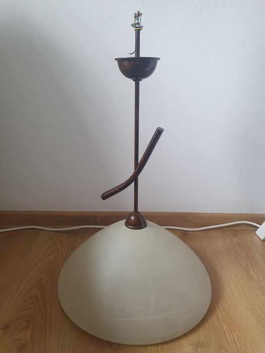 Lampa sufitowa uniwersalna