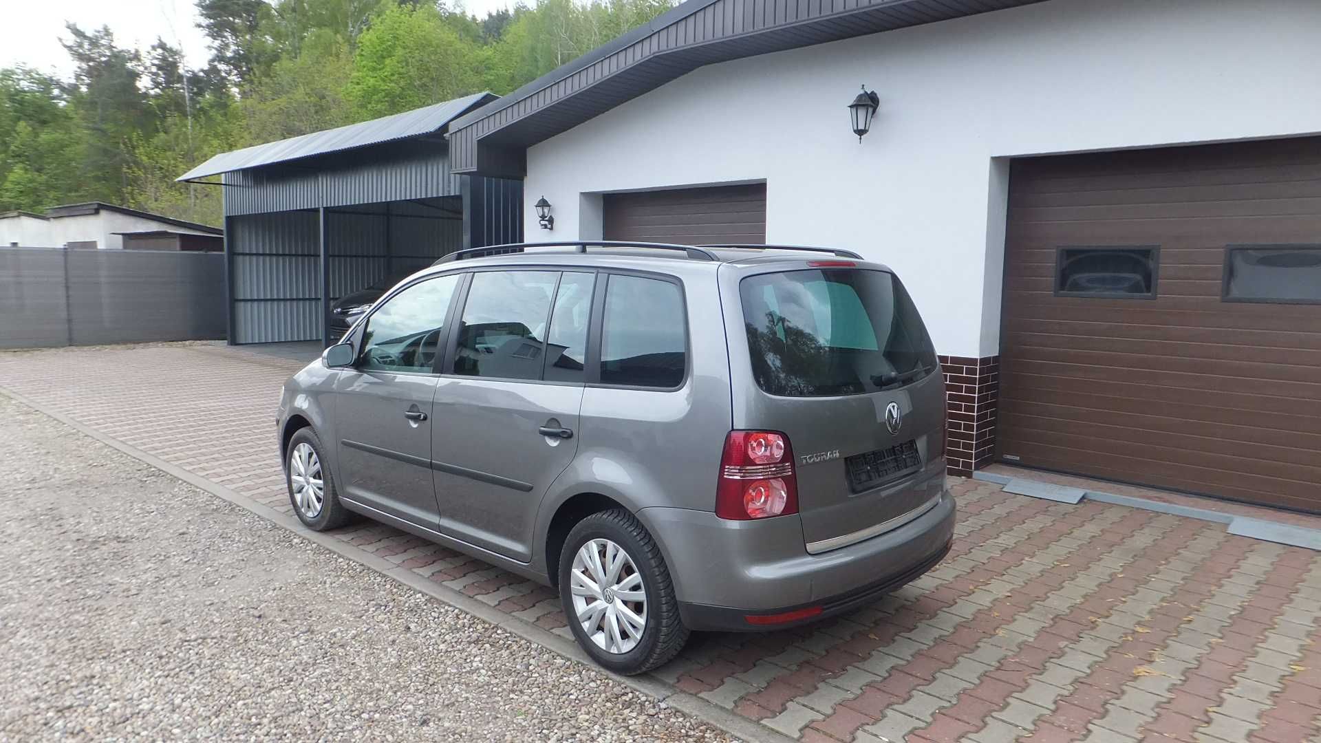 Volkswagen Touran 1,6 Mpi