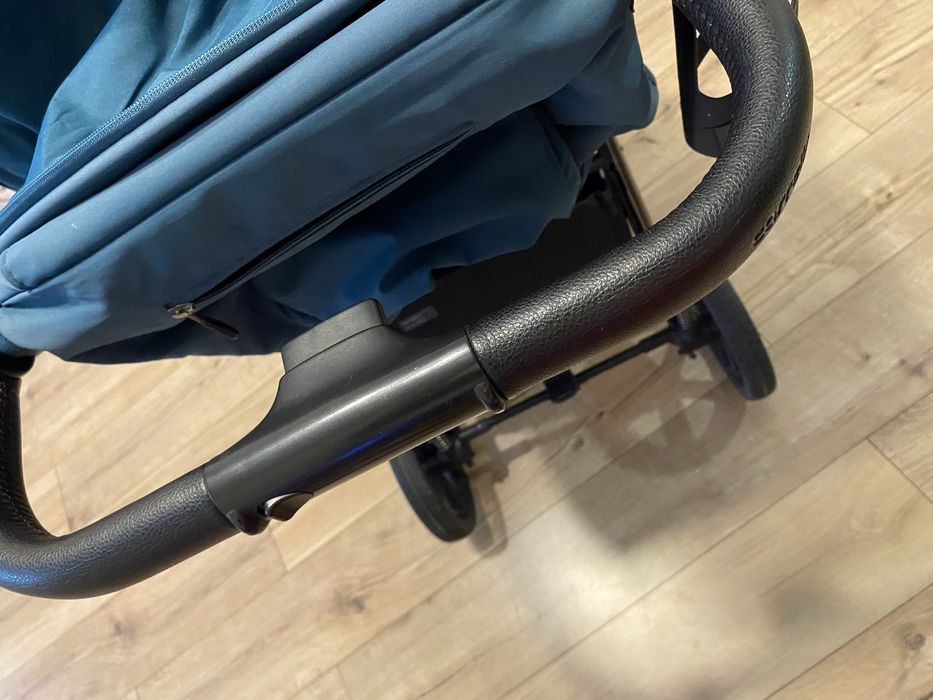 Коляска прогулянкова Carrello Bravo