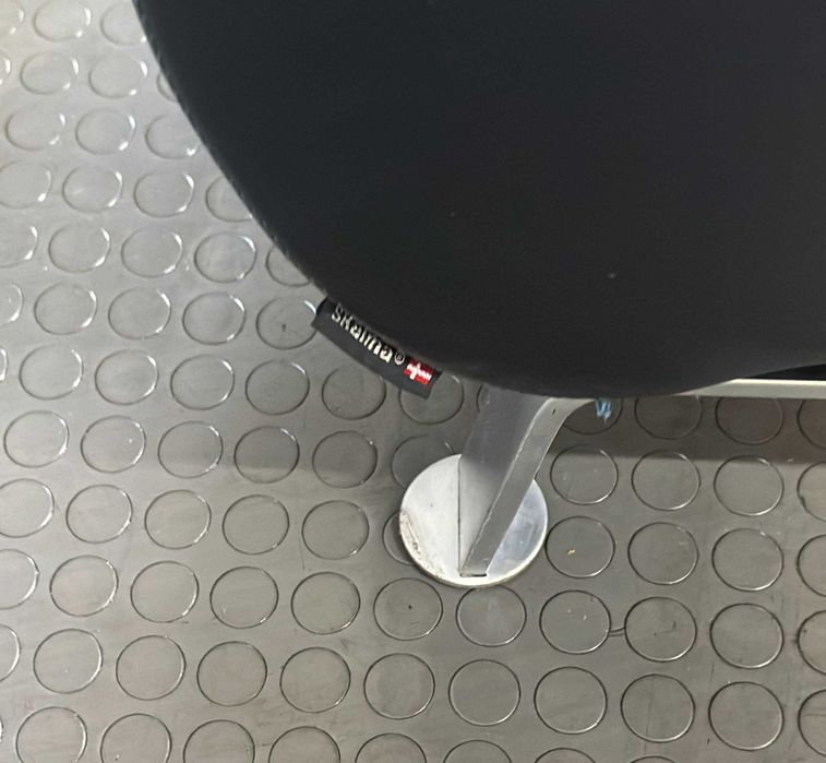 Шкіряний комплект крісло+пуф/шкіряне м'яке крісло/шкіряні крісла/меблі