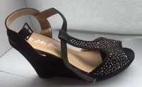 Sapatos Pretos de Senhora Like Style - Novos