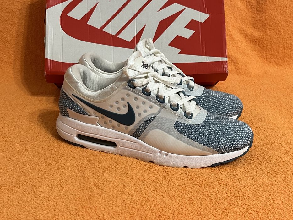 Nike Air Max Zero Essential 44 EU