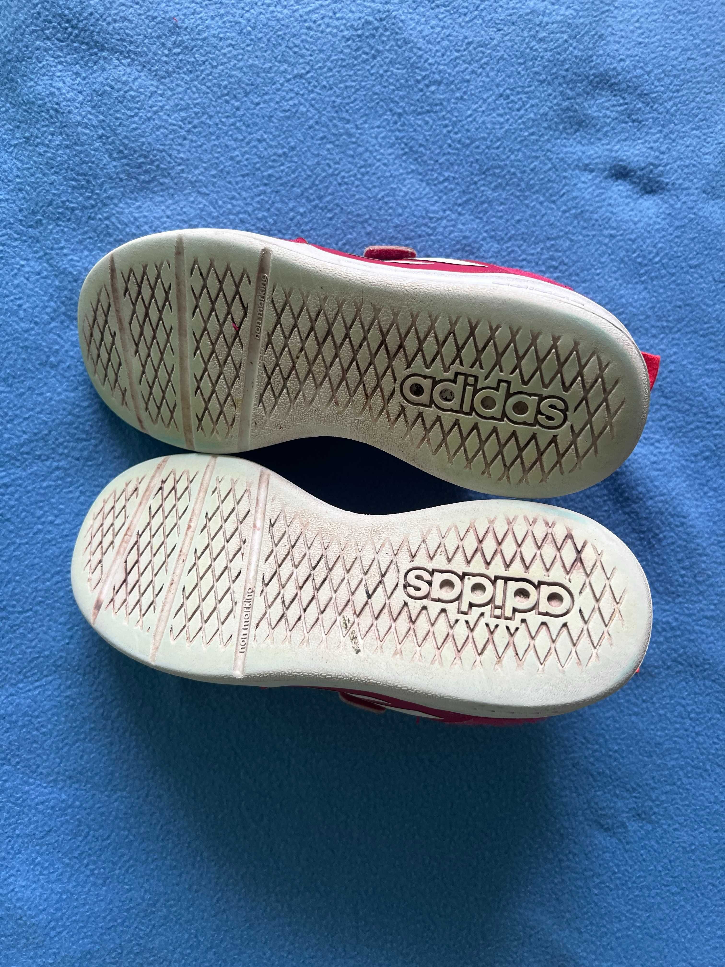 Кроссовки кросівки Adidas 35 размер стелька 22 см