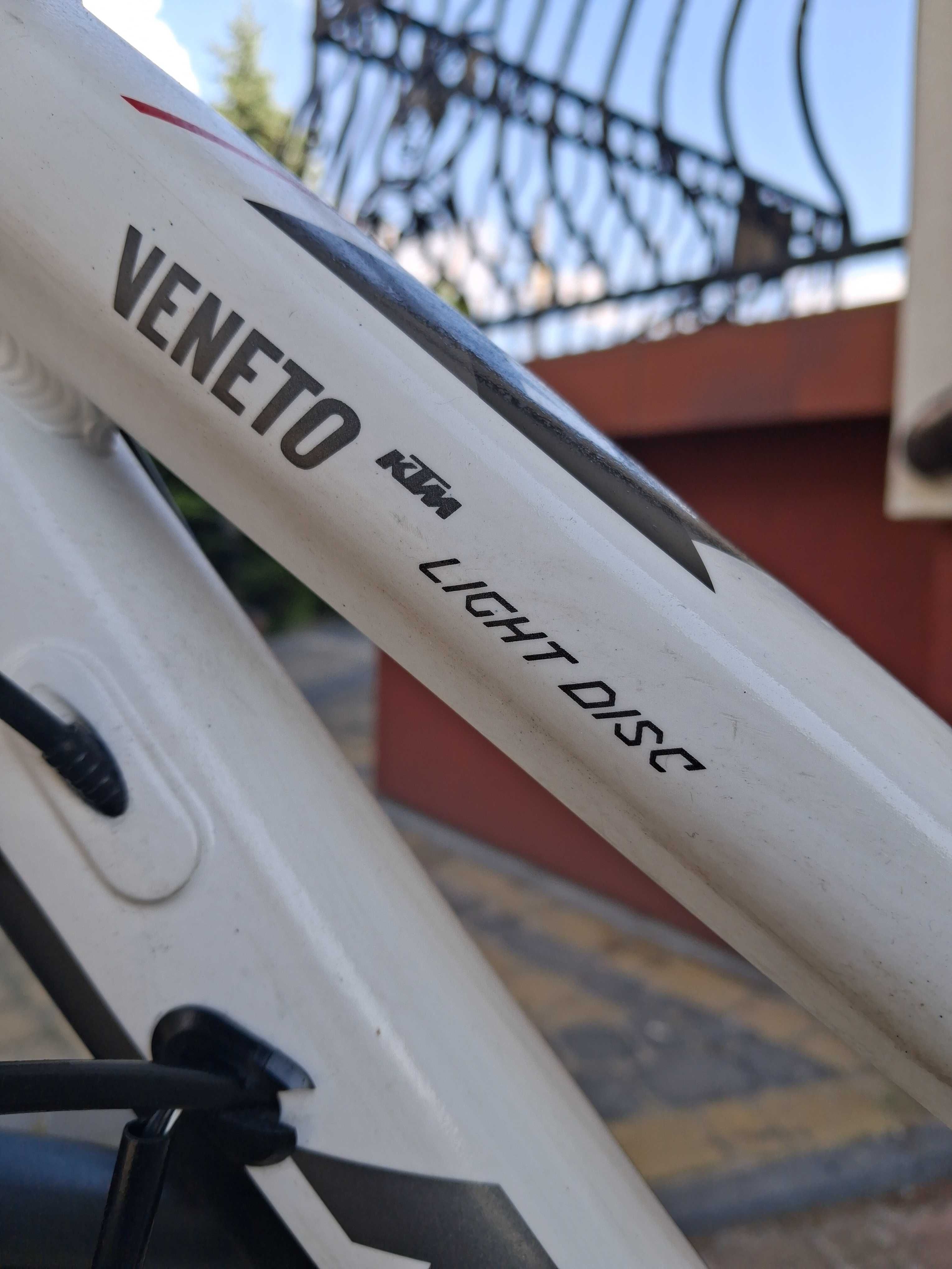 Rower  damka KTM VENETO LIGHT DISC 46 SHIMANO deore kola 28