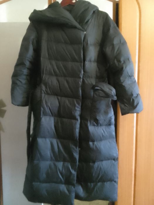 Женкий  пуховик зимний.