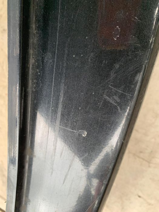 toyota corolla verso zderzak tylny tył czarny