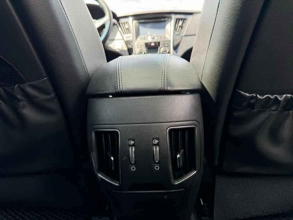 Hyundai Sonata 2014 • Газ/бензин • Максимальна комплектація